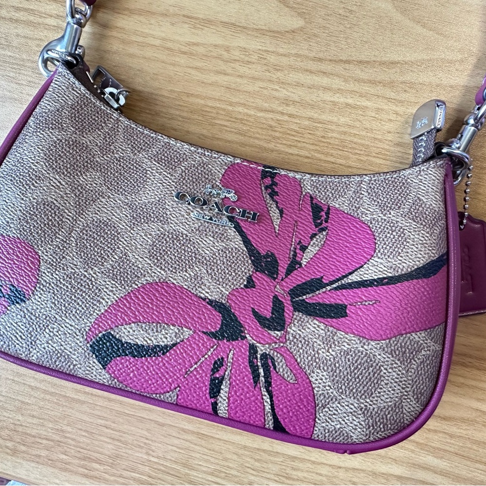 NWT Coach Teri Mini Bow Print Shoulder Bag Signature Pink Bows Purse CY733